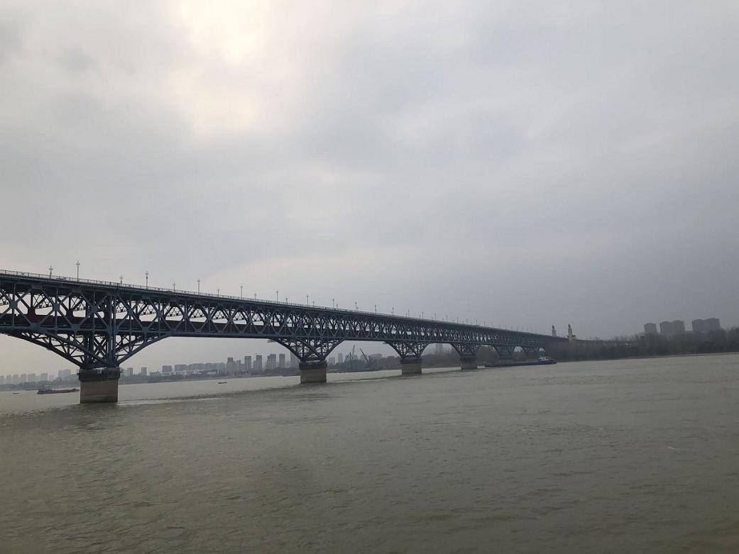 過江通道將繼續(xù)擴(kuò)容。南報(bào)融媒體記者 何鋼 攝