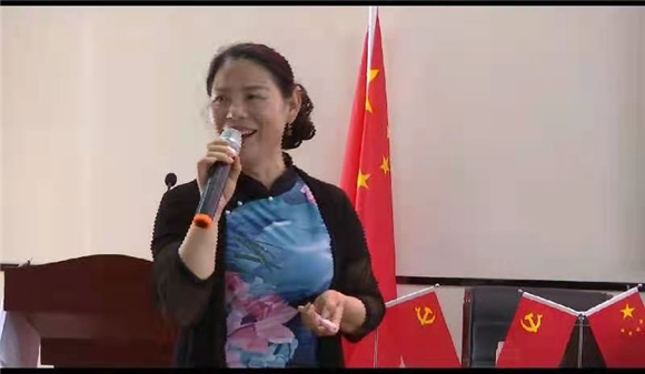 講述文學情懷 傳授寫作技巧