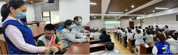 汲取奮進(jìn)力量！南師附中江寧分校師生集中在殷巷社區(qū)收聽收看慶祝中國共產(chǎn)黨成立100周年大會