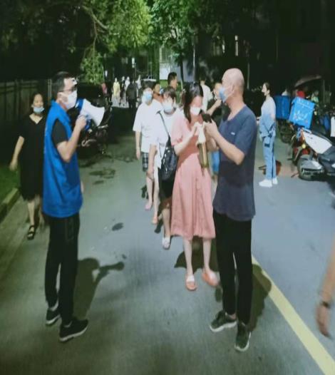 秣陵街道長(zhǎng)山社區(qū)：團(tuán)結(jié)一心，奮戰(zhàn)疫情