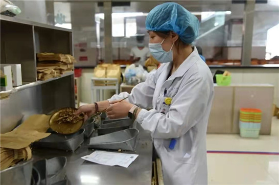 江寧中醫(yī)院：花好月圓時 堅守崗位的你們最美！