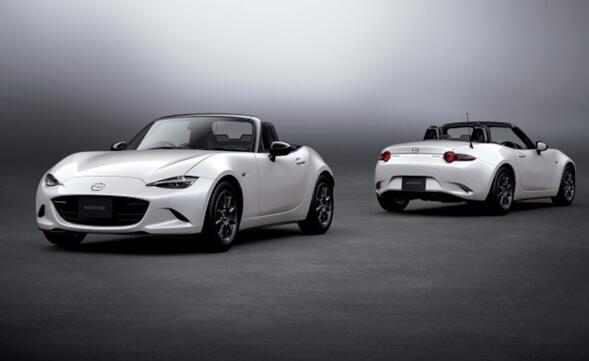 預(yù)售15萬(wàn)！馬自達(dá)新款MX-5發(fā)布：年輕人的第一輛敞篷跑車
