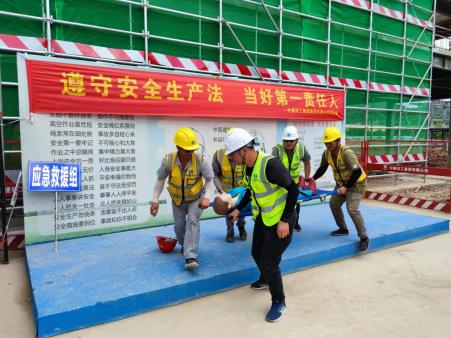 紅梅社區(qū)開展夏季高溫高墜應急演練