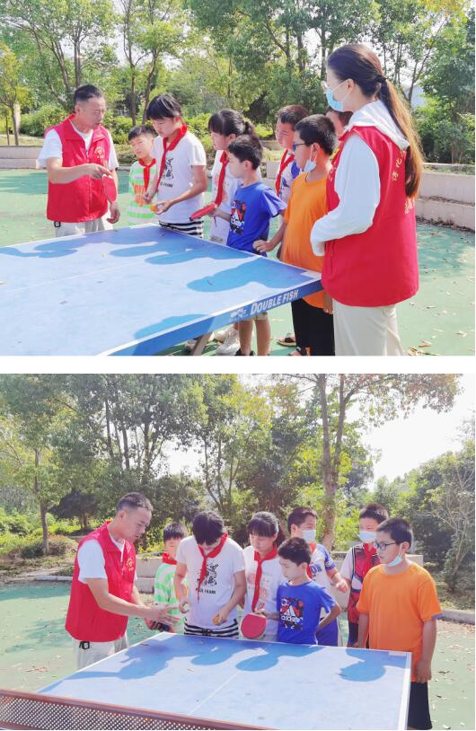 快樂(lè)暑假 玩轉(zhuǎn)乒乓 民主村開(kāi)展青少年乒乓球?qū)崙?zhàn)練習(xí)