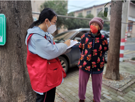 金寧新村社區(qū)黨委： 齊心協(xié)力筑防線 愛(ài)心告知暖人心