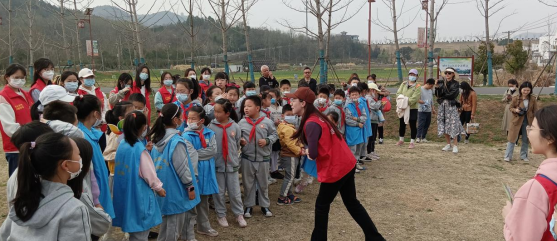 青馬社區(qū)：開展“ 綠色家園，人人共創(chuàng)”植樹節(jié)活動